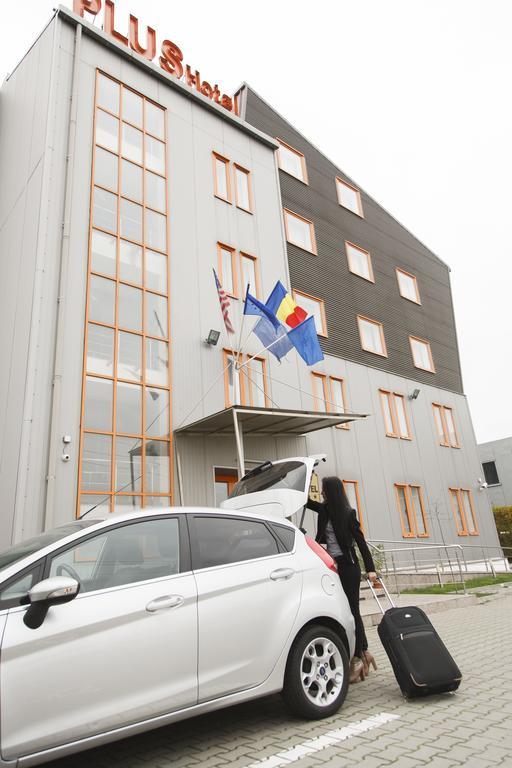 Plus Hotel Craiova Exterior foto